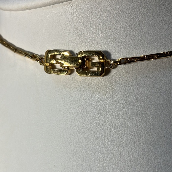 Givenchy Sale! Set of 3. necklace & bracelet set 16" GP signed tested.Dark green - Picture 7 of 7